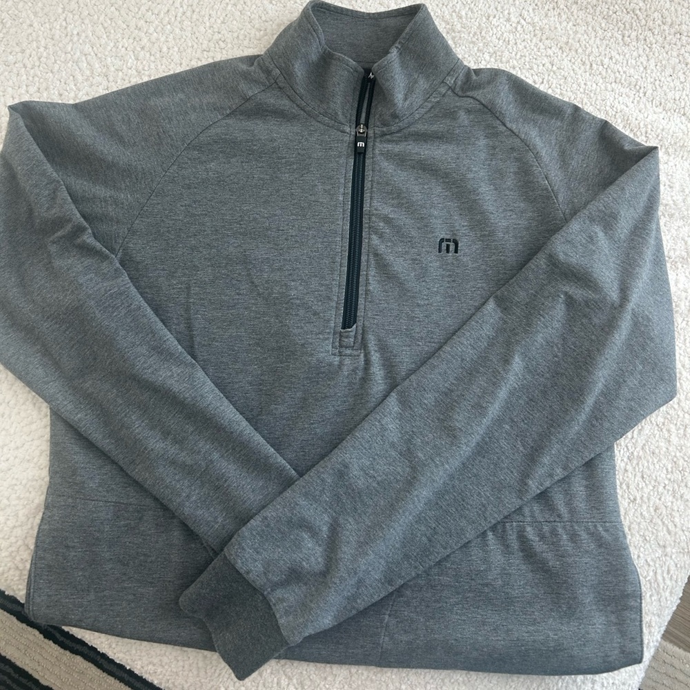 Travis Mathew Quarter zip